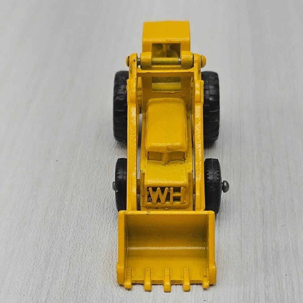 Vintage Lesney Matchbox No 24 Weatherill Hydraulic Excavator Front Loader Yellow